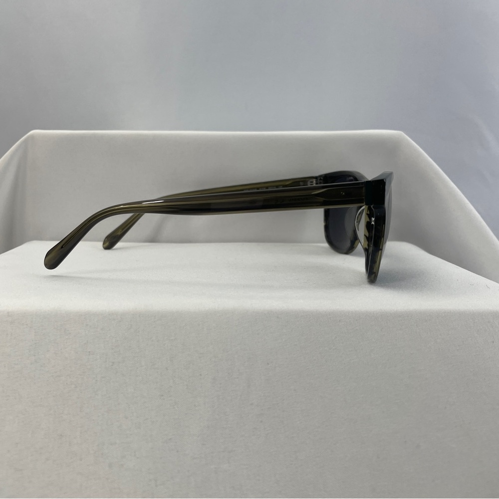 Fossil FOS 2112 Wayfarer Sunglasses – Olive Tortoise Frame with Dark Gray Lenses - Picture 8 of 12